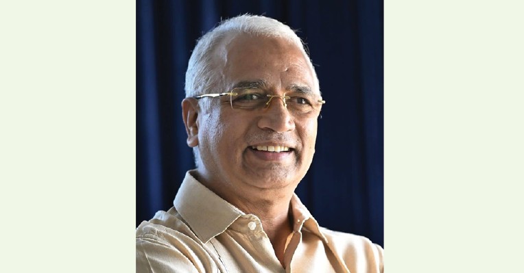 അഡ്വ. അബ്‌ദുൽകരീം ചേലേരി